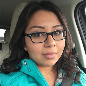 Meet your Posher, Victoria